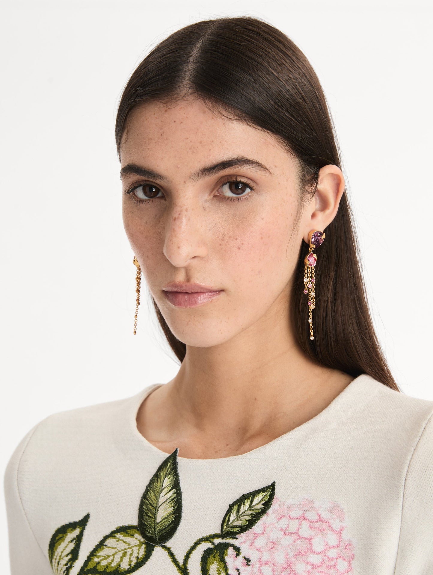 Pear-Cut Chandelier Earrings Rose / Oscar de la Renta