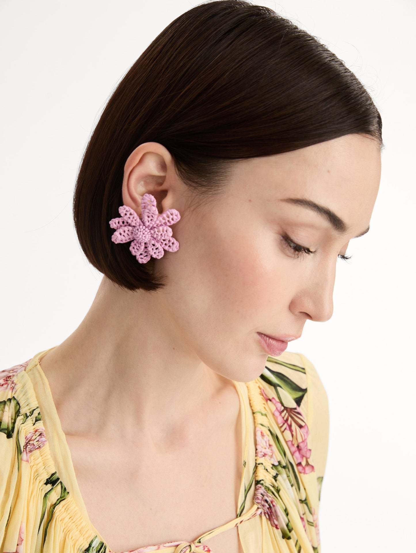 Large Woven Raffia Flower Earrings Tulip / Oscar de la Renta