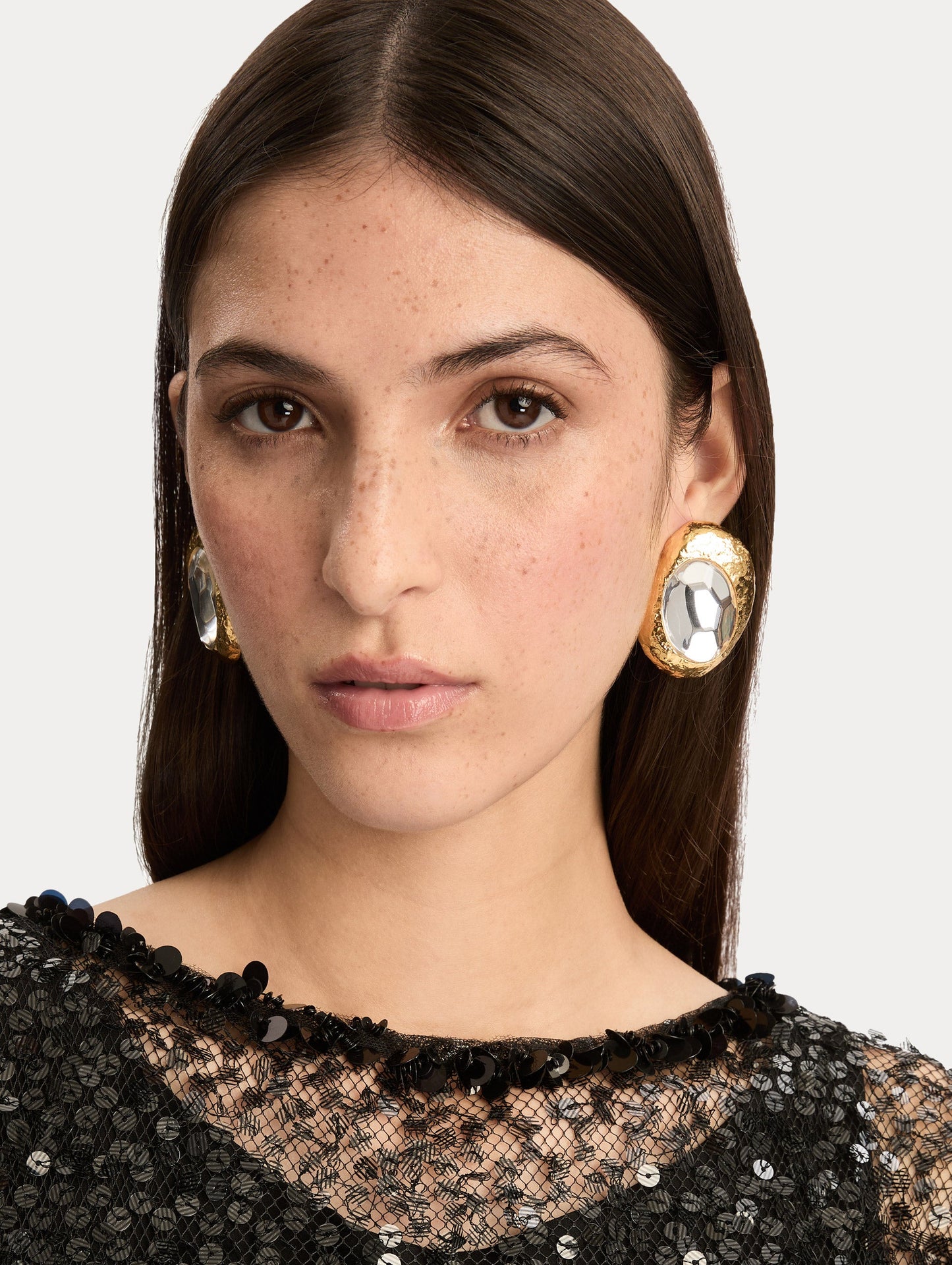 Hammered Oval Clip-On Earrings Crystal / Oscar de la Renta