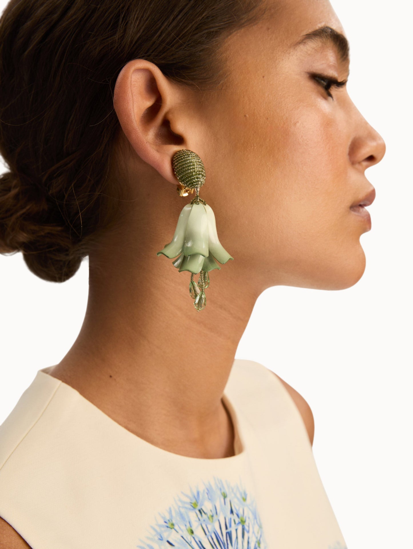 Impatiens Clip-On Earrings Sage / Oscar de la Renta