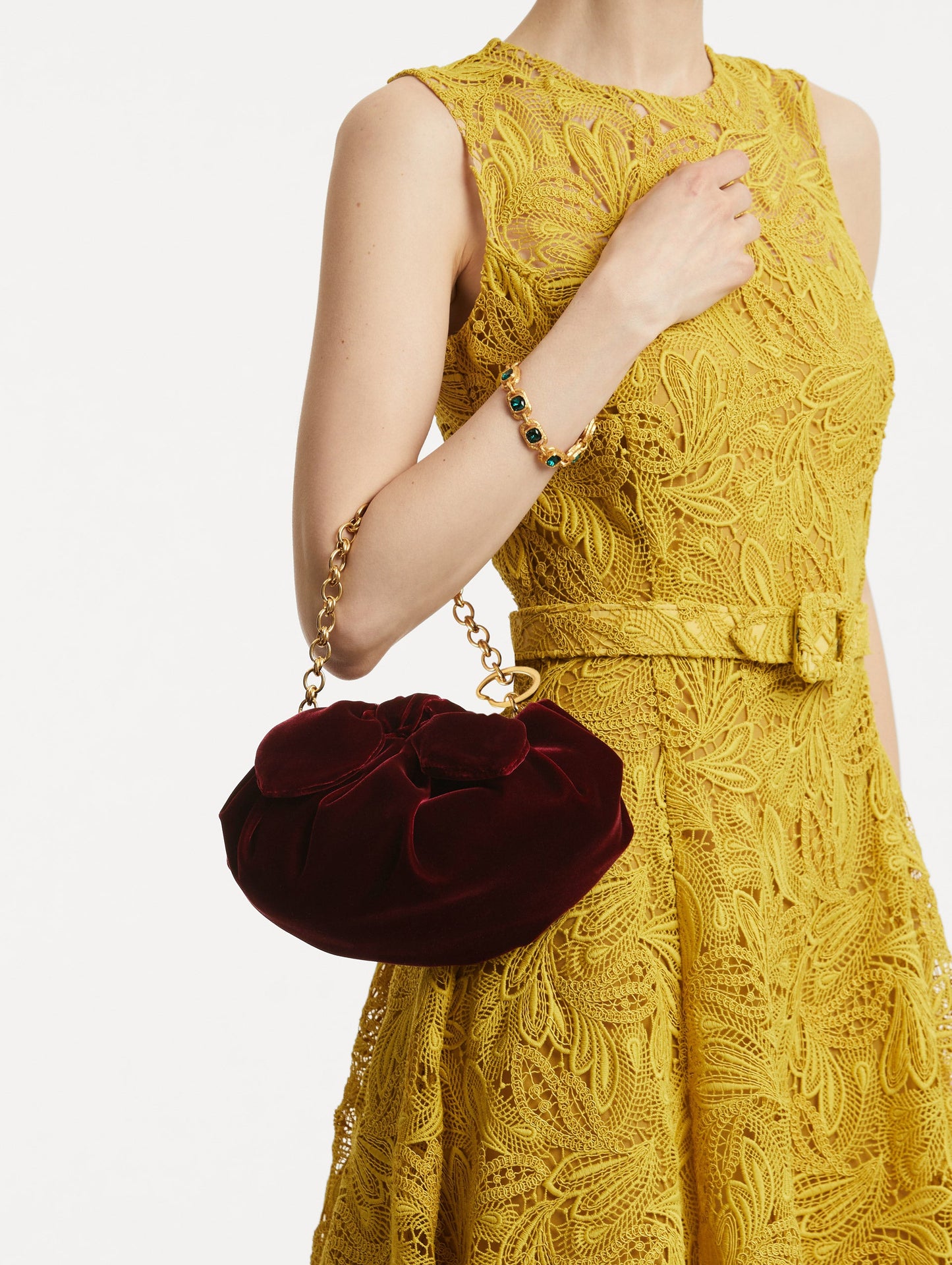 Mini Velvet Bow Clutch Dark red/cranberry / Oscar de la Renta