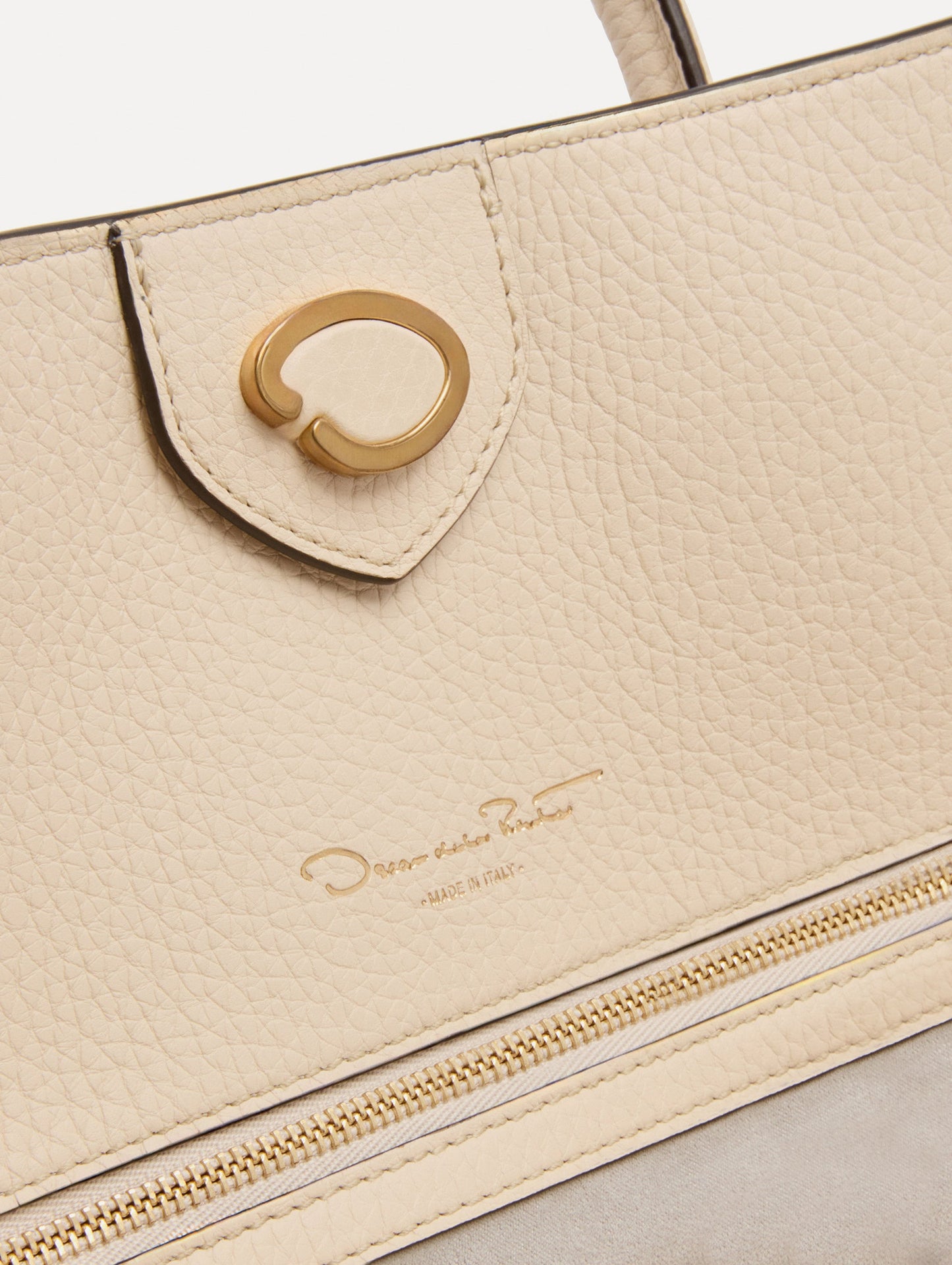 The Ivy Ivory / Oscar de la Renta