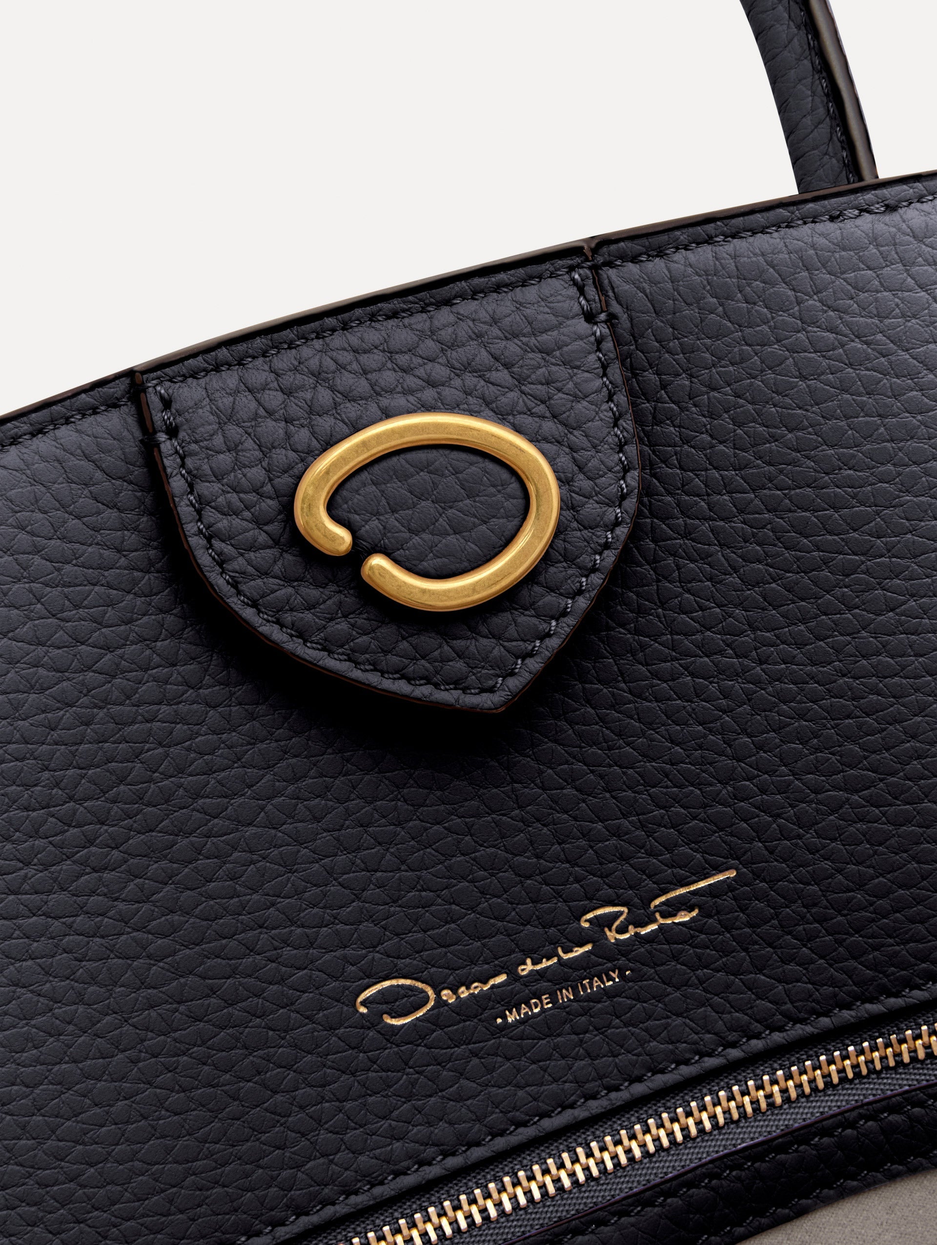 The Ivy Ink / Oscar de la Renta